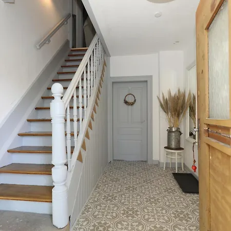 Semesterbostad Dornroeschen 1908 Eichenried