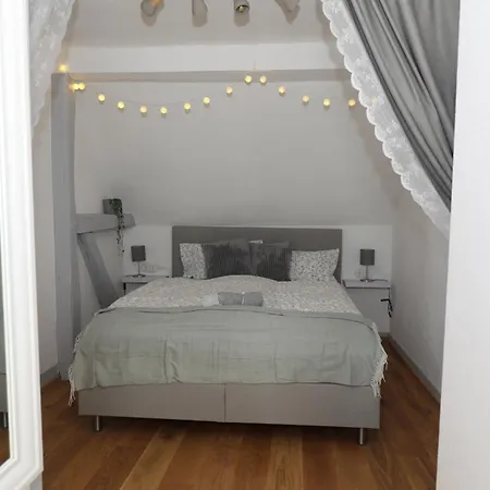 Dornroeschen 1908 Semesterbostad