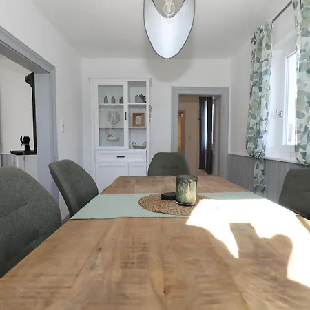 Dornroeschen 1908 Eichenried