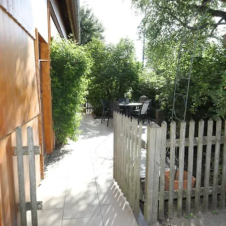 Dornroeschen 1908 Semesterbostad