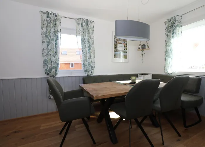 度假居 Dornroeschen 1908 *